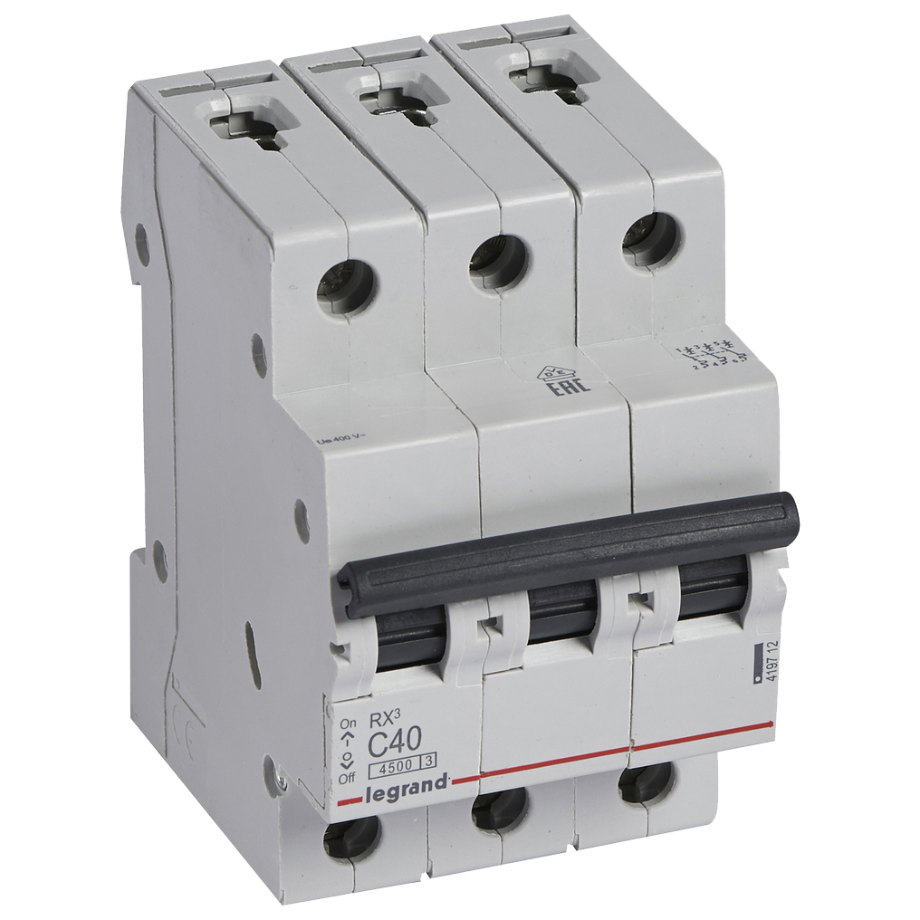 Автоматический выключатель трехполюсный Legrand RX3 3Р 40А (С) 4.5кА, сила тока 40 А, тип расцепления C, переменный, отключающая способность 4.5 kА